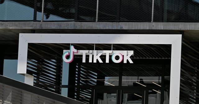 American Investors Will License and Oversee TikTok’s U.S. Version, White House Says - Featured Image
