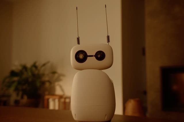 Hugging Face opens up orders for its Reachy Mini desktop robots - Featured Image