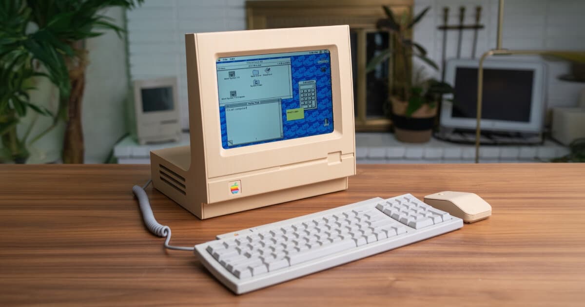 1984 Mac Reborn... 3D-Printed Case, Raspberry Pi, macOS Inside - Featured Image
