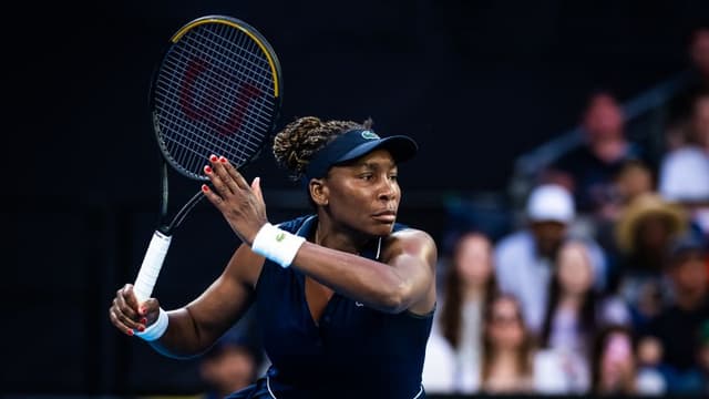 At 45, Venus Williams sets record at Australian Open but falls in the 1st round | CNN - Featured Image