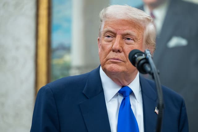 Trump claims Putin ready to reach peace deal, Zelensky in the way - Featured Image