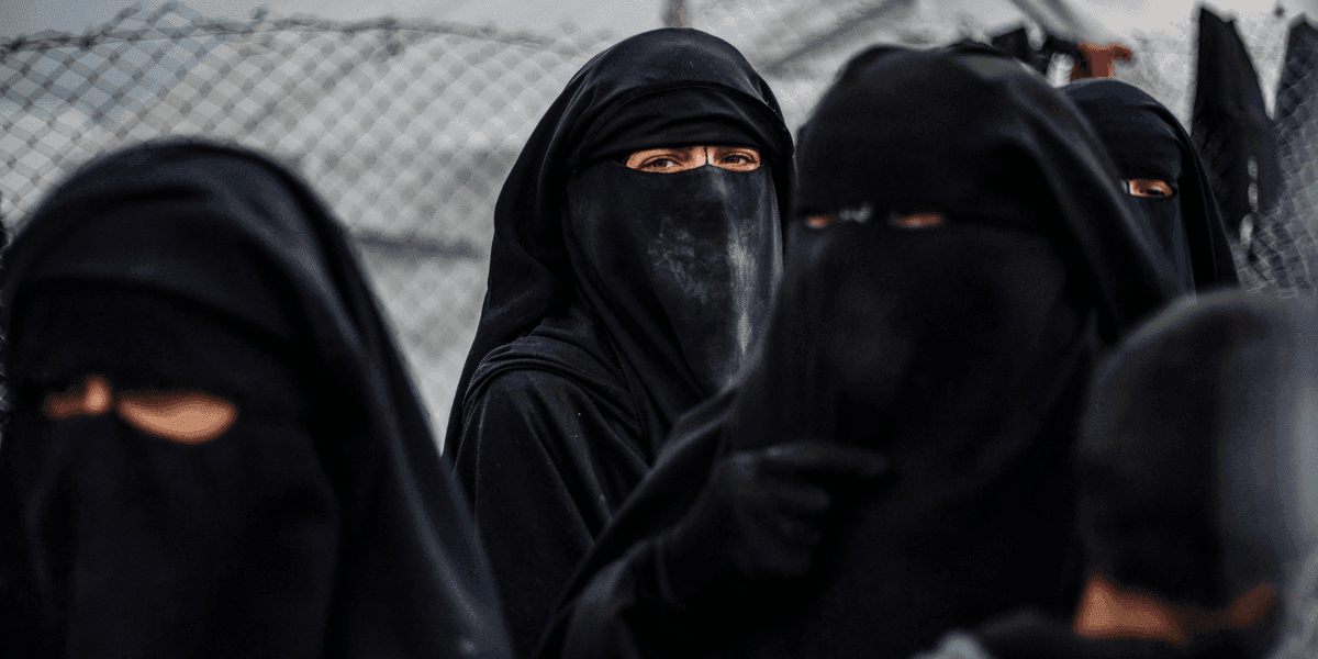 Islamic State: Britain 'discreetly bringing back Isis brides’ from Syria - Featured Image