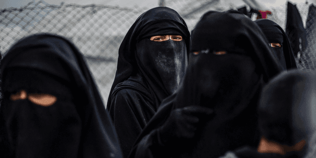 Islamic State: Britain 'discreetly bringing back Isis brides’ from Syria - Featured Image