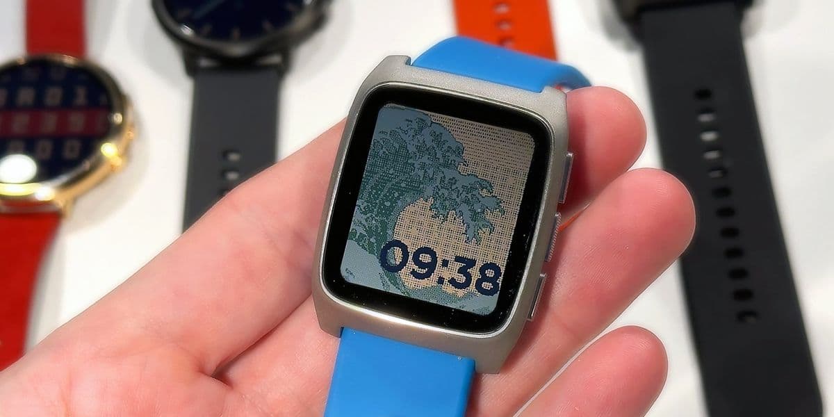 Pebble Watch Returns to CES With Open Source Twist - IEEE Spectrum - Featured Image